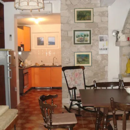 Authentic Island House With Sea View Tatil Evi Lumbarda