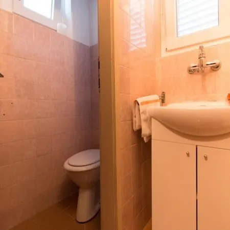 Holiday home Authentic Island House With Sea View *