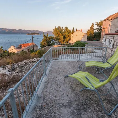 Authentic Island House With Sea View Lumbarda