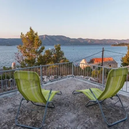 Holiday home Authentic Island House With Sea View